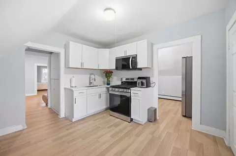 873 Sherburne Ave, Saint Paul, MN 55104