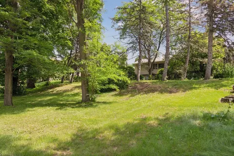 1065 Colby St, Saint Paul, MN 55116