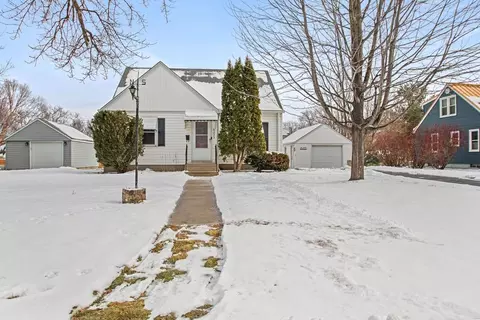 6233 Irving Ave S, Richfield, MN 55423