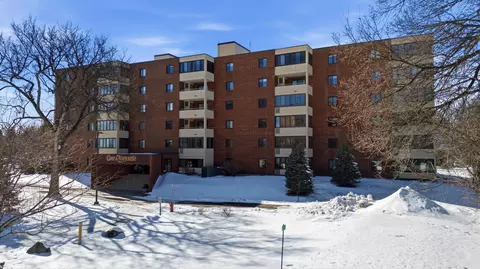105 3rd St N #208, Moorhead, MN 56560
