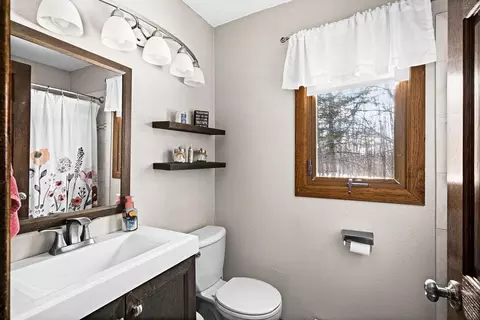 Bath - 421 Saint Louis River Rd, Duluth, MN 55810 photo 2 of 7