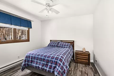 Bedroom - 421 Saint Louis River Rd, Duluth, MN 55810 photo 4 of 7