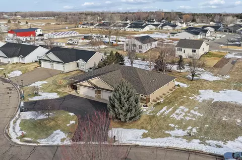 1409 Wood Duck Ln, New Richmond, WI 54017