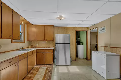 Kitchen - 6312 230th St, Saint Augusta, MN 56301 photo 5 of 5