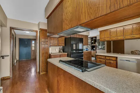 Kitchen - 6312 230th St, Saint Augusta, MN 56301 photo 3 of 5