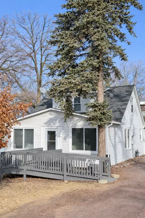 26137 2nd St W, Zimmerman, MN 55398