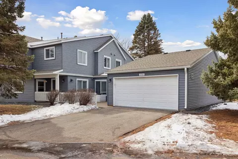 2543 Wimbledon Pl, Woodbury, MN 55125