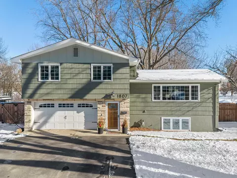 1807 Texas Ave S, Saint Louis Park, MN 55426