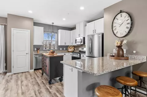 17658 96th Pl N, Maple Grove, MN 55311
