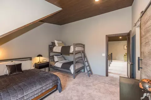Bedroom - 19923 See Gull Rd, Brainerd, MN 56401 photo 7 of 7