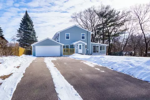 10935 S Thomas Ave S, Bloomington, MN 55431