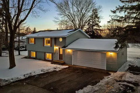 355 Garfield Ave S, Montrose, MN 55363