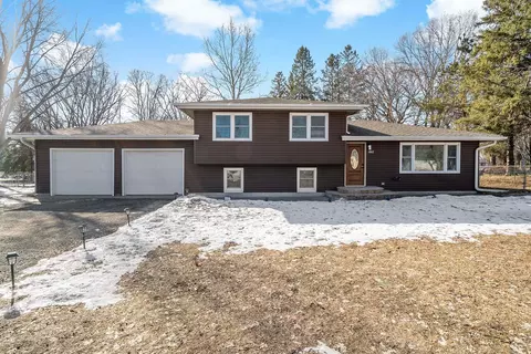 4842 104th Ave NE, Circle Pines, MN 55014