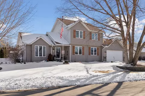 10948 203rd St W, Lakeville, MN 55044