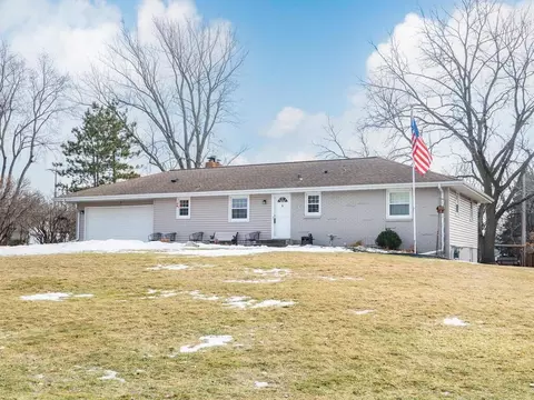 17731 Sterling Ter, Eden Prairie, MN 55346