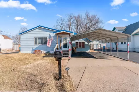 4130 7th St W, Goodview, MN 55987