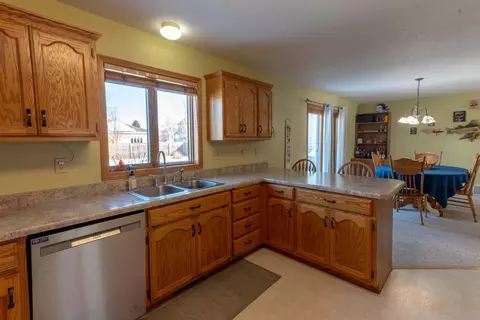 Kitchen - 1002 9th Ave SE, Barnesville, MN 56514 photo 4 of 4