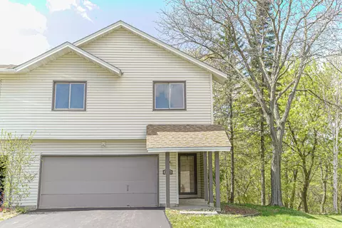 6700 Kara Dr, Eden Prairie, MN 55346