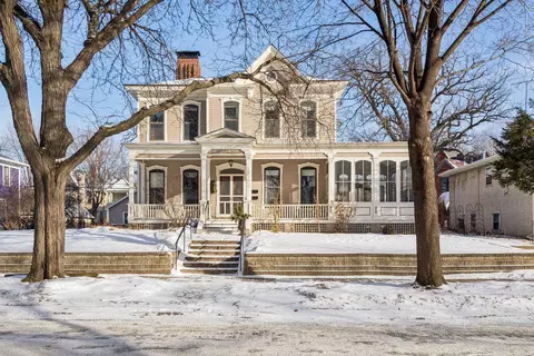 96 Virginia St, Saint Paul, MN 55102