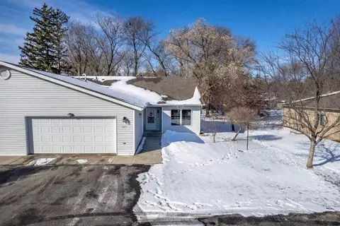 925 E Cavour Ave, Fergus Falls, MN 56537