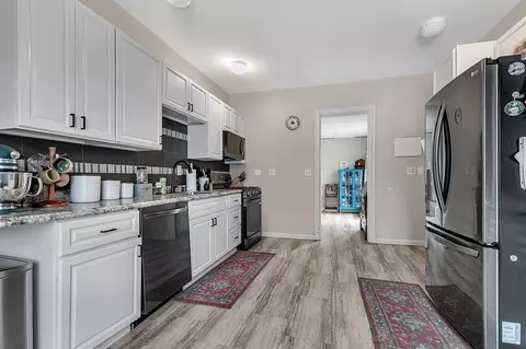 Kitchen - 711 5th Ave S, Saint Cloud, MN 56301 photo 2 of 2