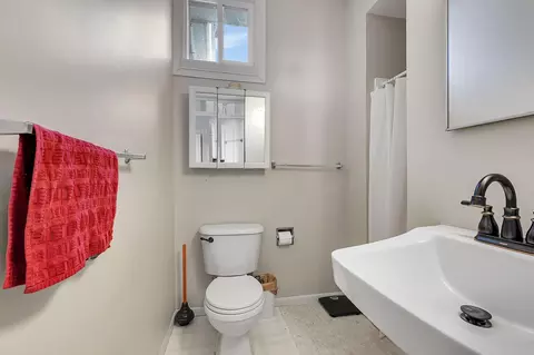 Bath - 711 5th Ave S, Saint Cloud, MN 56301 photo 2 of 2