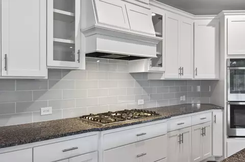 Kitchen - 12932 Bauer Dr N, Champlin, MN 55316 photo 9 of 10
