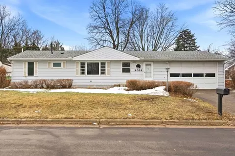 2082 Diffley Rd, Eagan, MN 55122
