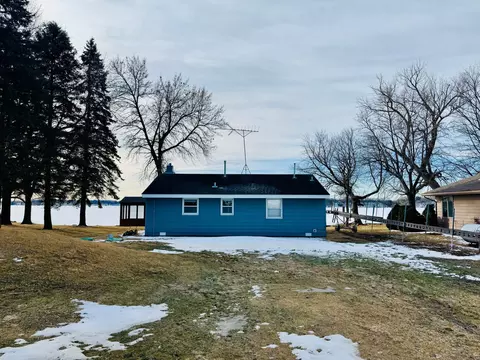 16965 Dickenson Ln, Waterville, MN 56096
