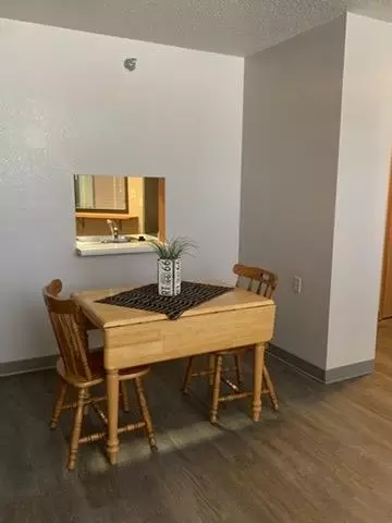 Dining - 31 Chestnut St E # 2, Trimont, MN 56176 photo 1 of 7