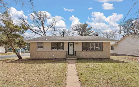 50 70th Way NE, Fridley, MN 55432