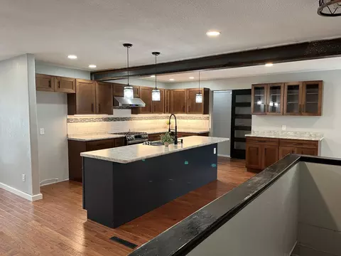704 Miller Ave, Windom, MN 56101 photo 3