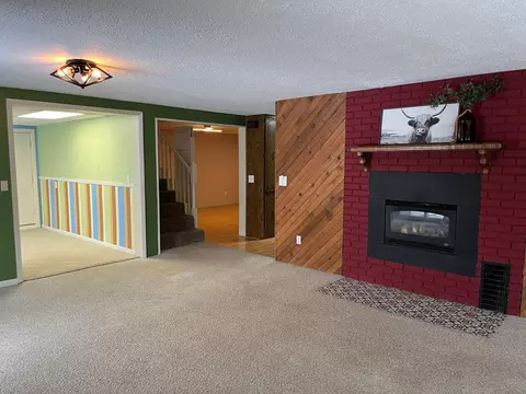 704 Miller Ave, Windom, MN 56101 photo 21