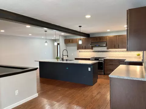 704 Miller Ave, Windom, MN 56101 photo 8