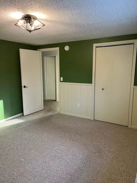 704 Miller Ave, Windom, MN 56101 photo 32