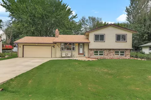 5824 N 213th St N, Forest Lake, MN 55025