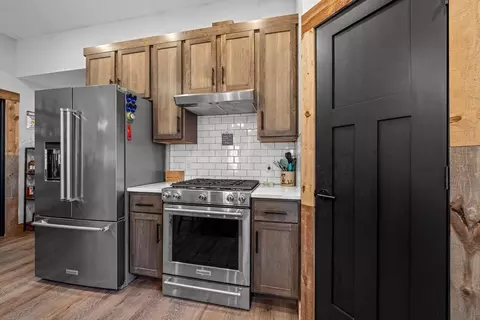 Kitchen - 1933 4th Ave, Baldwin, WI 54002 photo 1 of 5