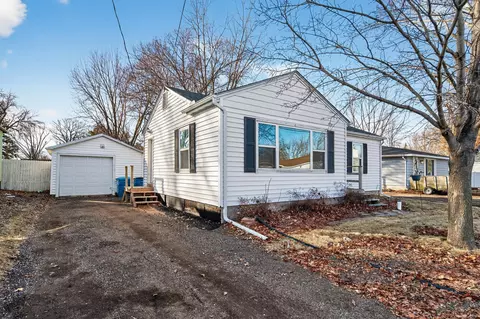 68 4th St NW, Forest Lake, MN 55025