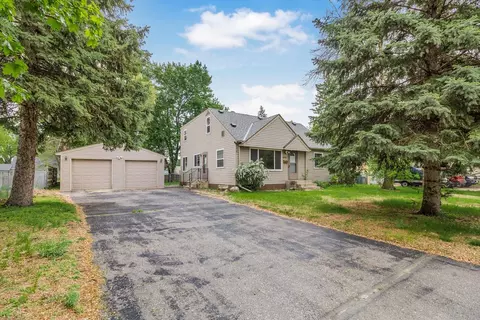 5030 Ewing Ave N, Brooklyn Center, MN 55429