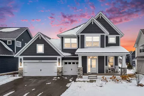 6408 Red Cedar Dr, Chaska, MN 55318