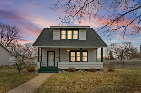 844 Portland Ave, Saint Paul Park, MN 55071