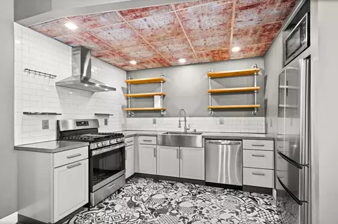 Kitchen - 722 E 3rd St, Duluth, MN 55805 photo 2 of 4