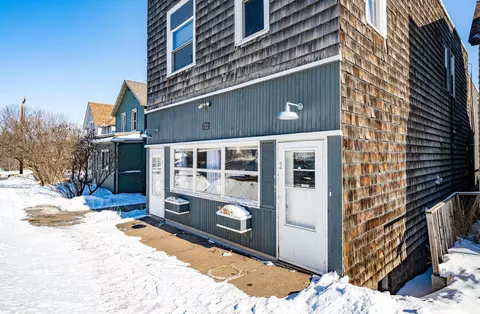 Exterior - 722 E 3rd St, Duluth, MN 55805 photo 5 of 5