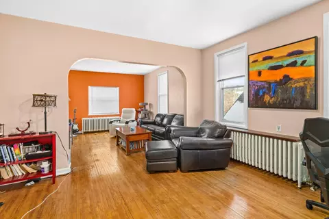 Living - 722 E 3rd St, Duluth, MN 55805 photo 1 of 1