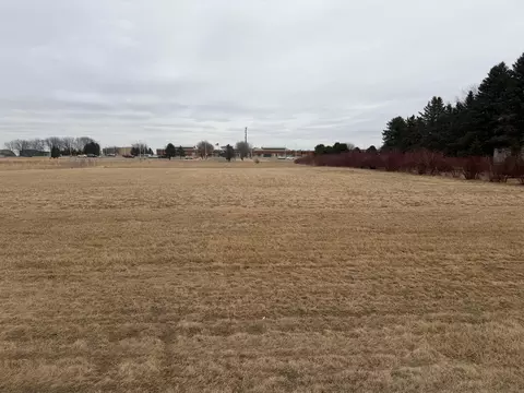 2910 N Humiston, Worthington, MN 56187