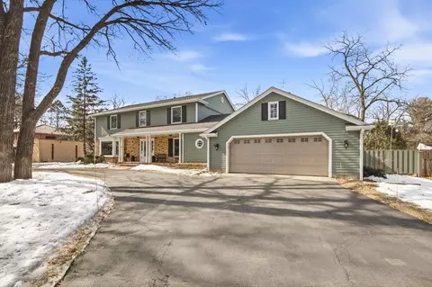 Exterior - 2007 Summit Dr, Saint Cloud, MN 56303 photo 17 of 22