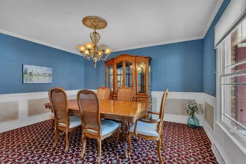 Dining - 2007 Summit Dr, Saint Cloud, MN 56303 photo 2 of 2