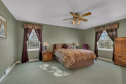 Bedroom - 2007 Summit Dr, Saint Cloud, MN 56303 photo 1 of 9