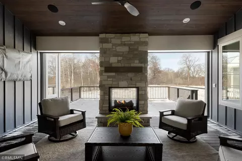 5720 57th Pl N, Lake Elmo, MN 55042