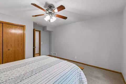 1539 Stonewood Ln, Eagan, MN 55122 photo 24